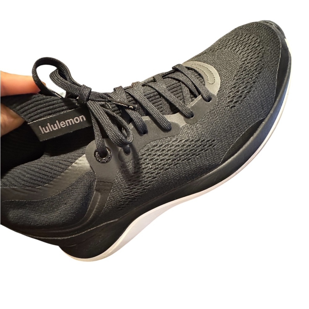 Lululemon Chargefeel Mid Workout Sneakers Size 9.5 Black Womens - Picture 8 of 8